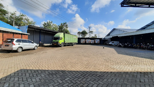 Service Centre JNE Jember (Gudang Operasional JNE Jember)
