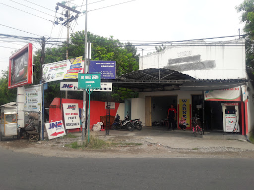 JNE Express Mojowarno