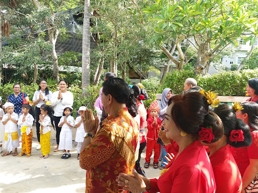 JNE AGEN CEMERLANG - Puri Gading