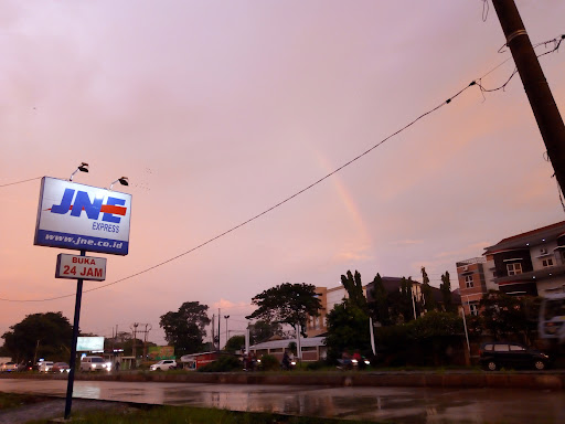 JNE - Cabang Utama Karawang