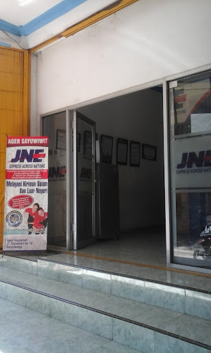 JNE Agen Sayu Wiwit