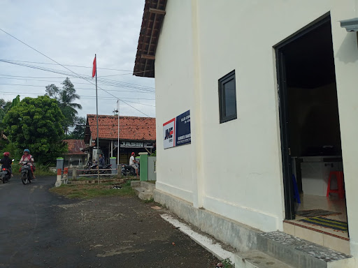 Agen JNE SUMBER MAKMUR Desa Pucung