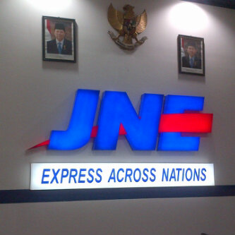 AGEN JNE MANGUHARJO MADIUN