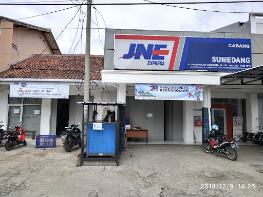 Sales Counter JNE Cabang Sumedang