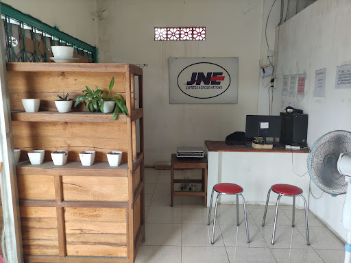 JNE MERAKURAK TUBAN