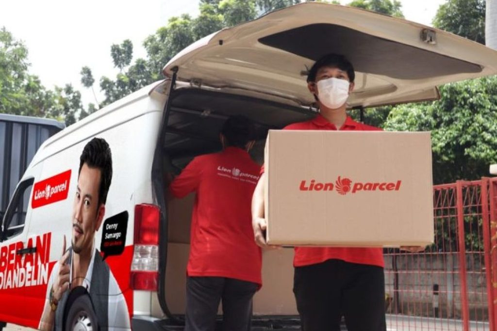 lion parcel nganjuk